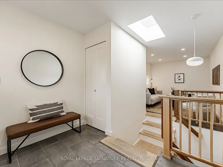 54 Pasadena Gdns #B — Photo 3