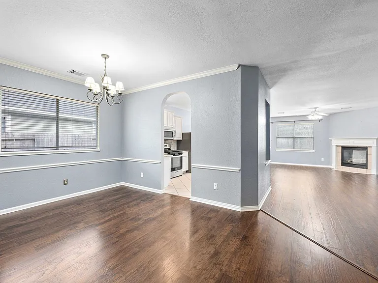 15823 Stiller Park Dr — Photo 7