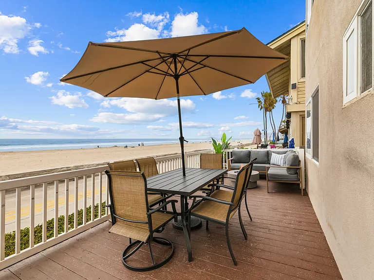 3255 Ocean Front Walk — Photo 5