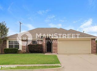 517 Bretts Way, Burleson, TX 76028