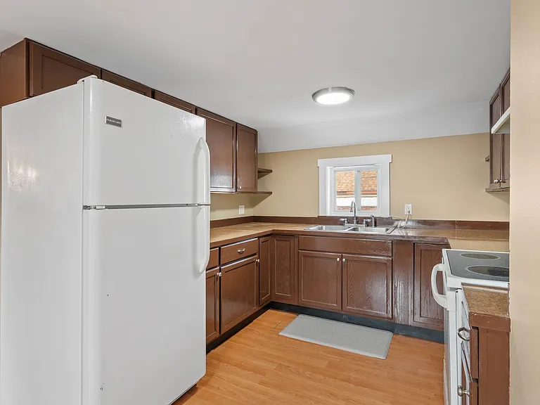 15 Jefferson St #2 — Photo 12