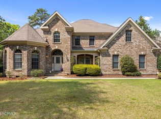 15 Glen Meadow Ct, Pinehurst, NC 28374