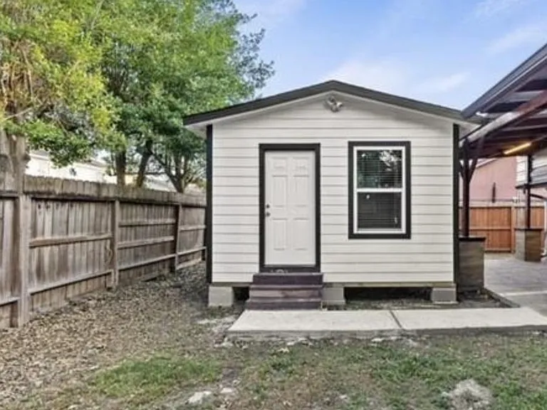 ADU - Private Dwelling