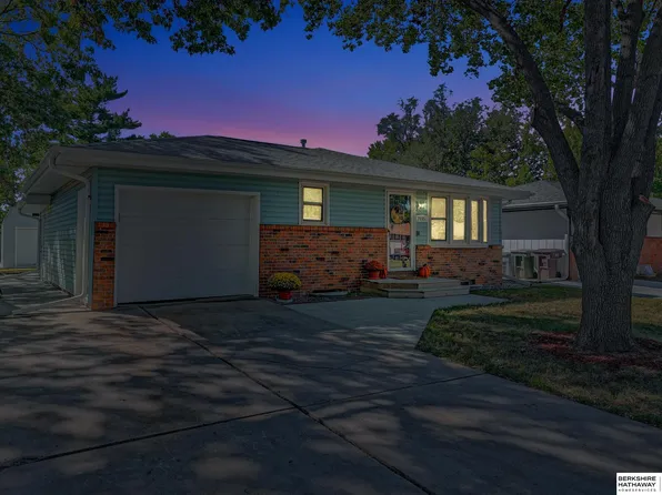 7135 Logan Ave, Lincoln, NE 68507
