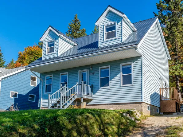 9625 Saint Margarets Bay Rd, Queensland, NS B0J 1T0