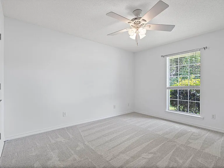 4120 Fenwick Loop W — Photo 11
