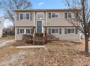 105 Bar Harbor Rd, Pasadena, MD 21122