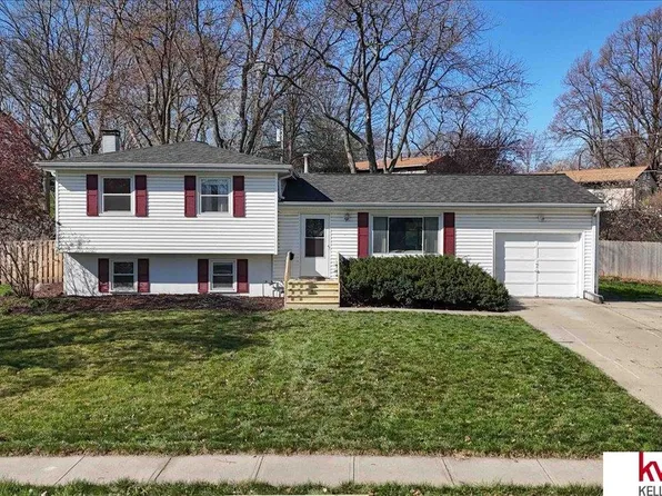 3304 Augusta Ave, Omaha, NE 68144