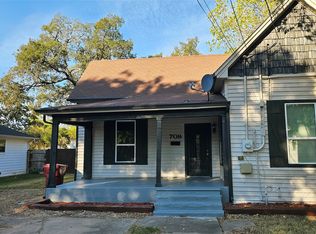 709 Beech St, Bonham, TX 75418