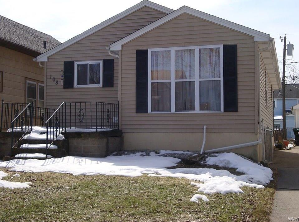 1st image of 108 Henderson Ave