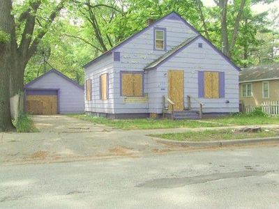 3129 8th St, Muskegon Heights, MI, 49444