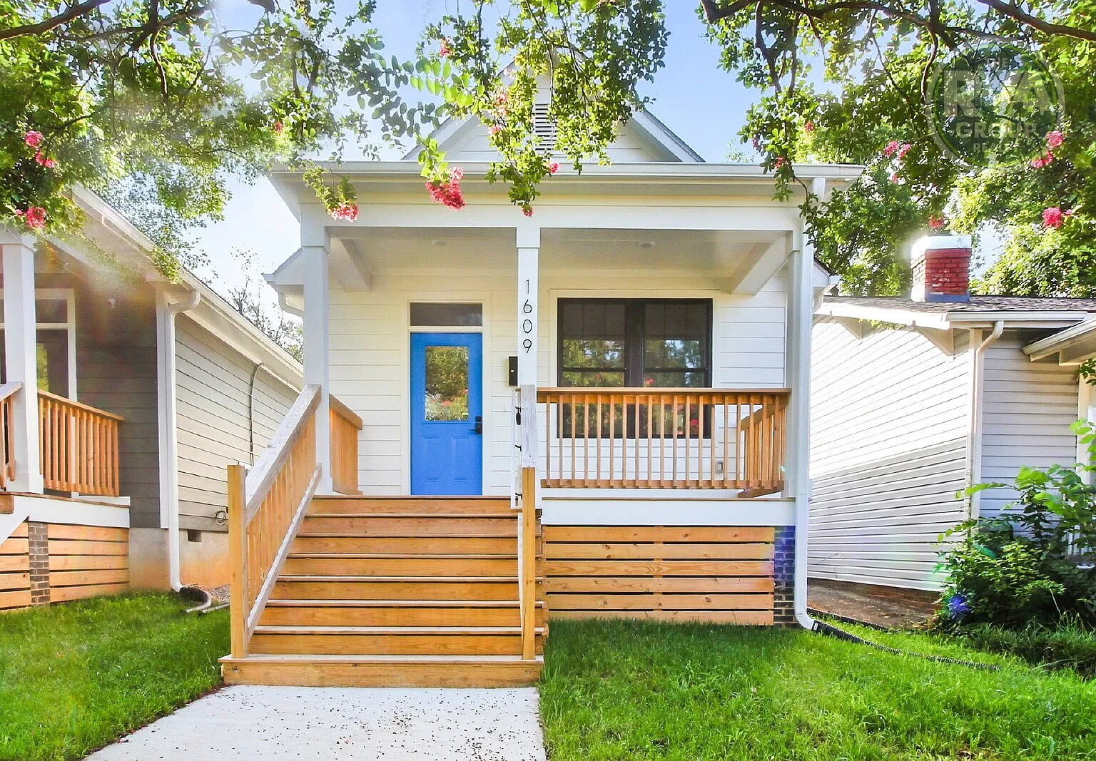 1609 Rogers Street — Photo 1