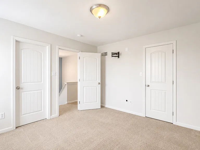 101 Wheatstone Ln — Photo 10
