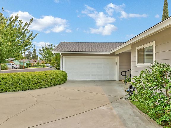5th image of 1420 Glen Aulen Dr