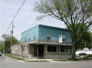 901 Oakland Rd NE, Cedar Rapids, IA 52402