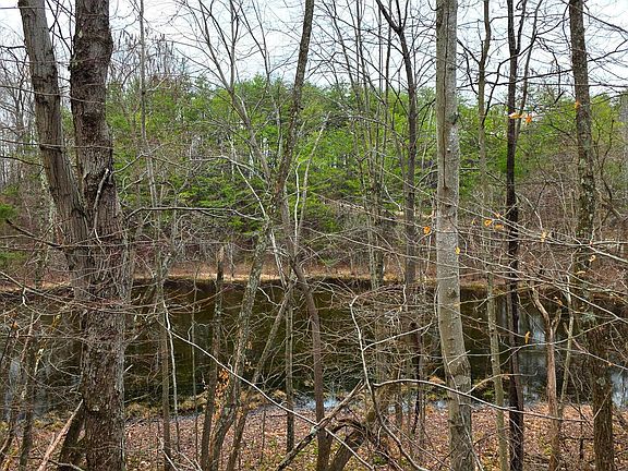 2nd image of 830 Nibert Rd