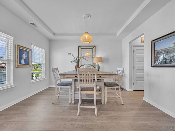 4th image of 5545 Whitebark Dr.