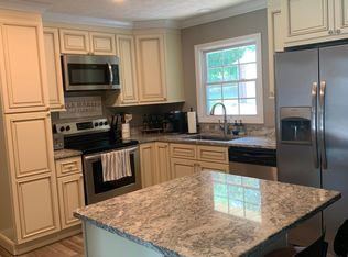718 Tanglewood Dr, Seneca, SC 29672