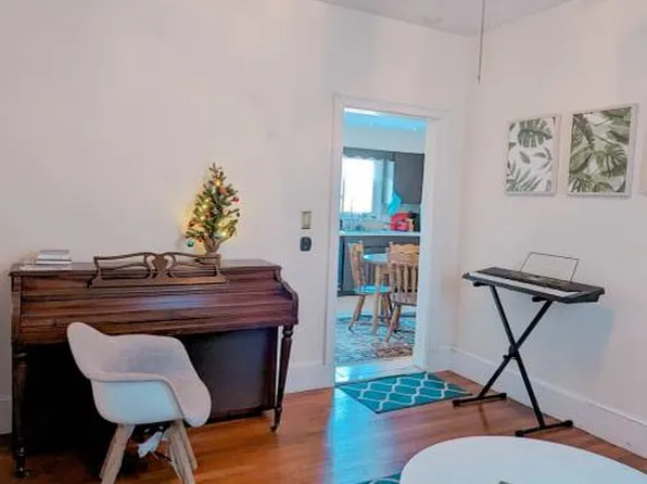 (undisclosed Address), Brookline, MA 02445