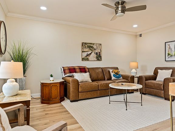 3rd image of 1010 Country Club Rd APT N3