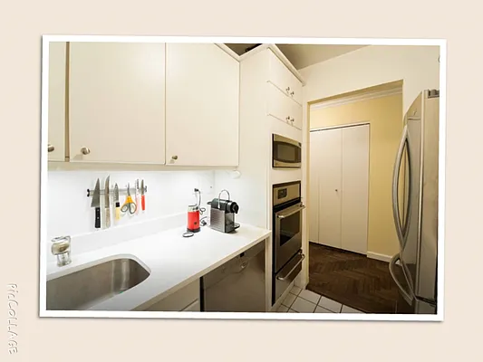 Rented by Barlavi Inc. | media 21