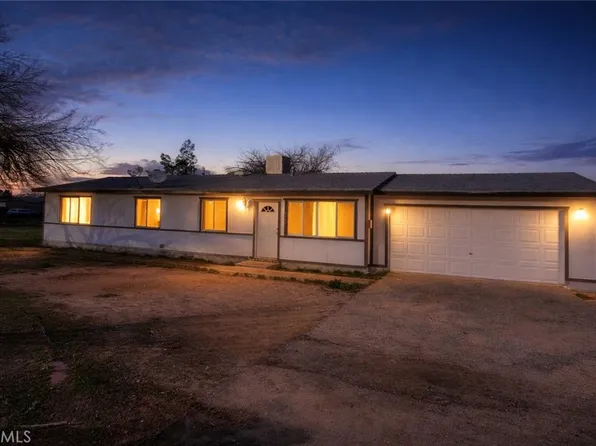 14420 Dos Palmas Rd, Victorville, CA 92392