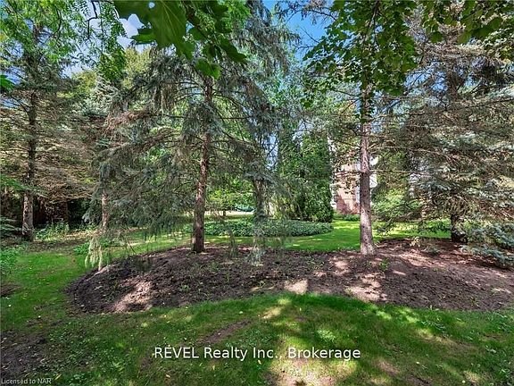 4th image of 411 Victoria St Lot 3