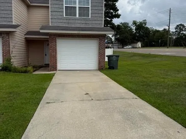 100 Cody Dr, Enterprise, AL 36330