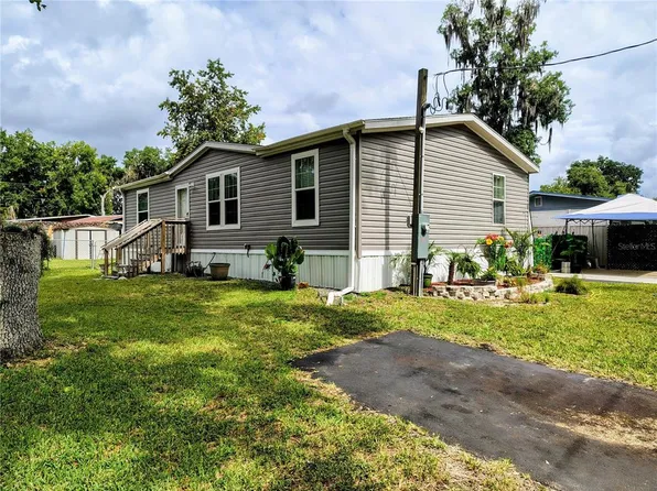 1912 County Road 439c, Lake Panasoffkee, FL 33538