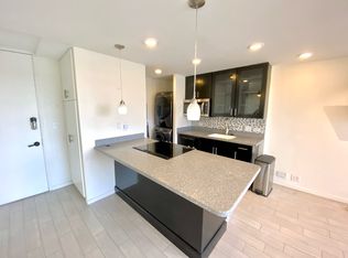 320 Liliuokalani Ave APT 1602, Honolulu, HI 96815