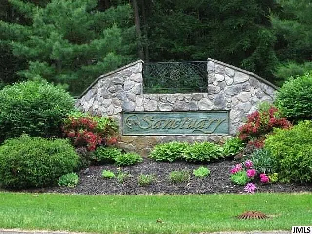 41 Sanctuary Dr photo 1