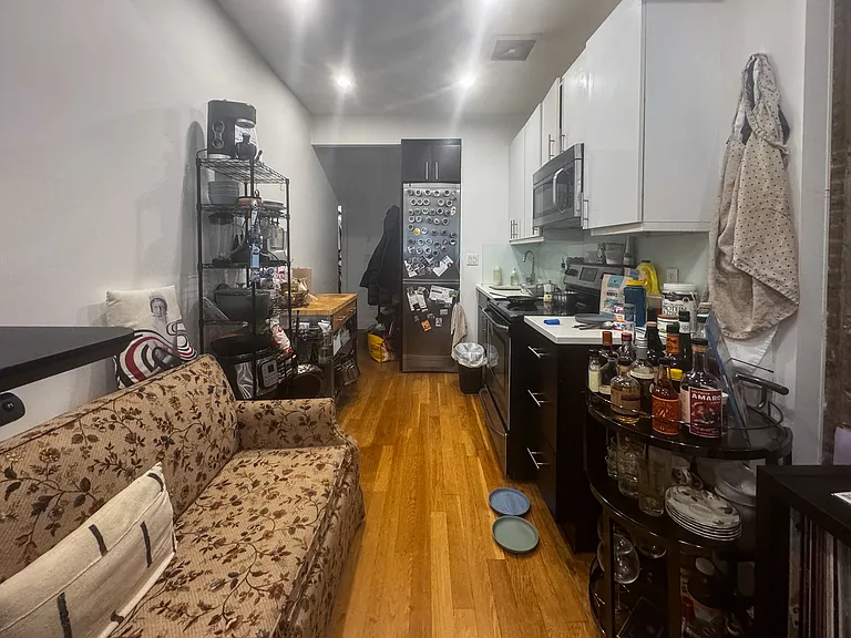 132 Dupont St #2L — Photo 3