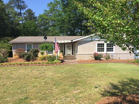 2nd image of 505 Greenbrier Dr