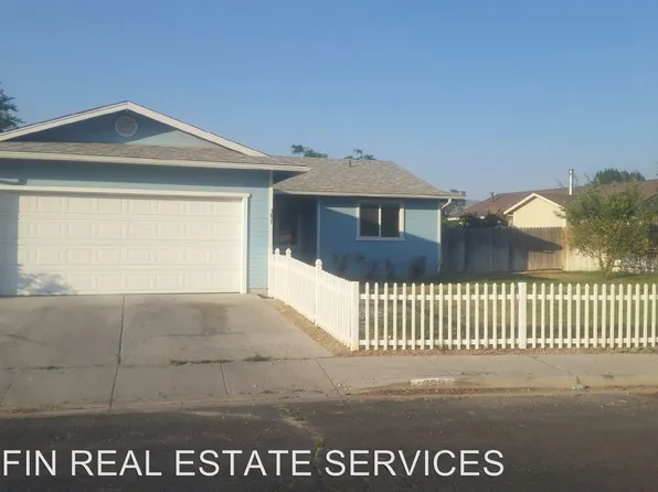385 Nader Way, Fernley, NV 89408