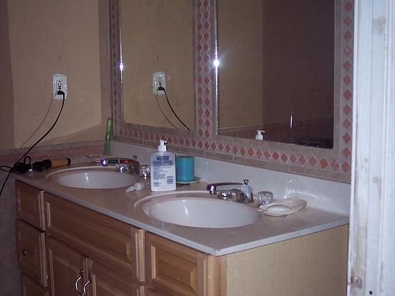 2nd image of 5609 W Campbell Ave