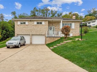 103 Simpson Dr, Clairton, PA 15025