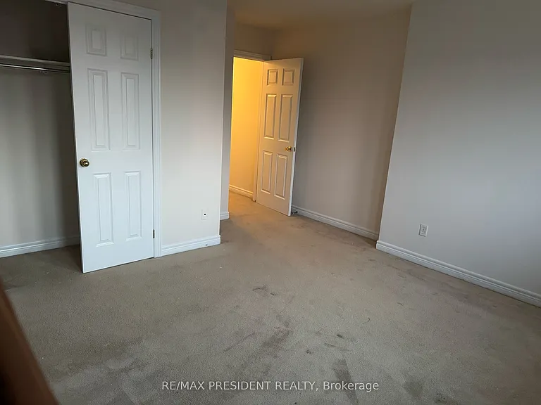 14 Peachwood Cres — Photo 6