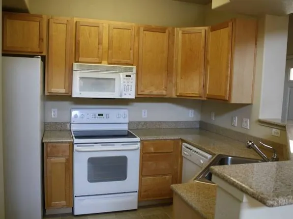 1900 Danbrook Dr #1222, Sacramento, CA 95835