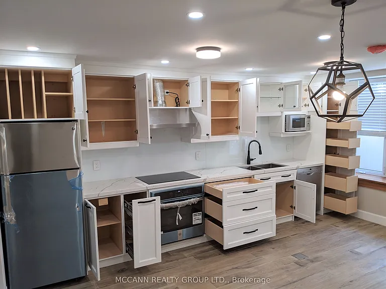 93 Dunn Ave #3 — Photo 5