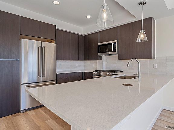 5th image of 7357 Grandview Ave #201