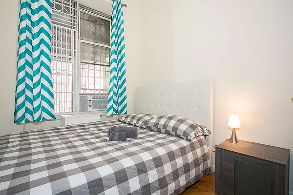 Rented by Arden Realty Corp. | media 28