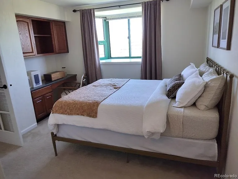 550 E 12th Ave #1008 — Photo 20