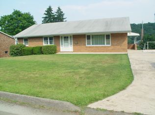 1611 Nellie St, Cumberland, MD 21502