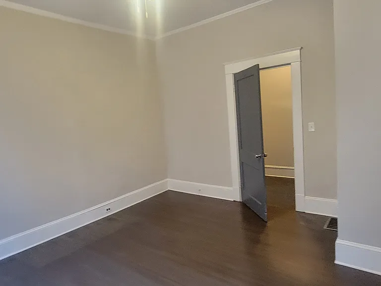 1352 Lucile Ave SW — Photo 12