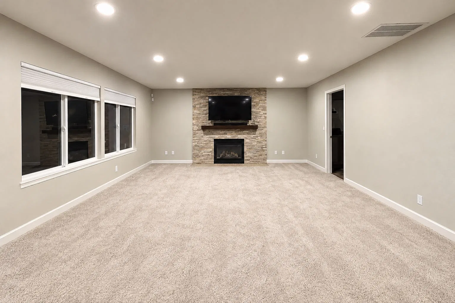 3 bed, 2121 sqft, $4,000 — Photo 3