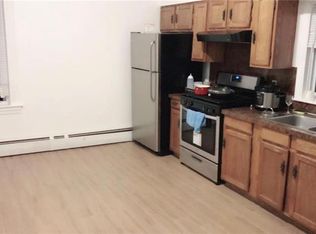 95 N Carpenter St, East Providence, RI 02914