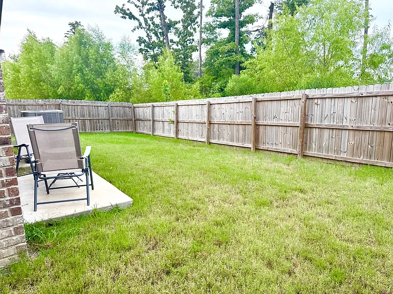 8616 Eastwood Creek Dr — Photo 22