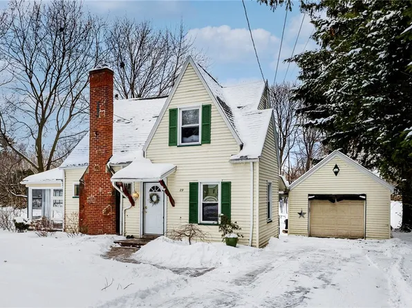 29 Dorsey Rd, Rochester, NY 14616