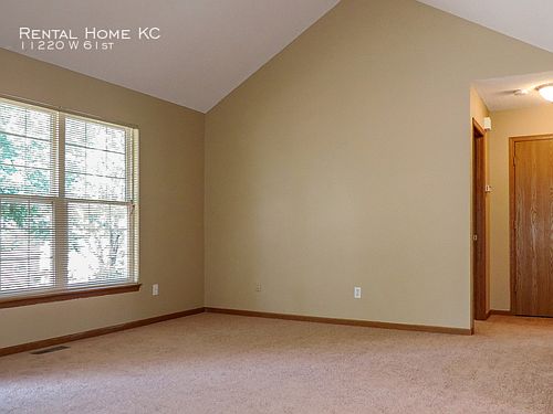 5th image of 11220 W 61st Pl
