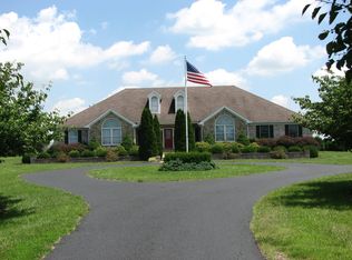 595 Moore Ln, Harrodsburg, KY 40330